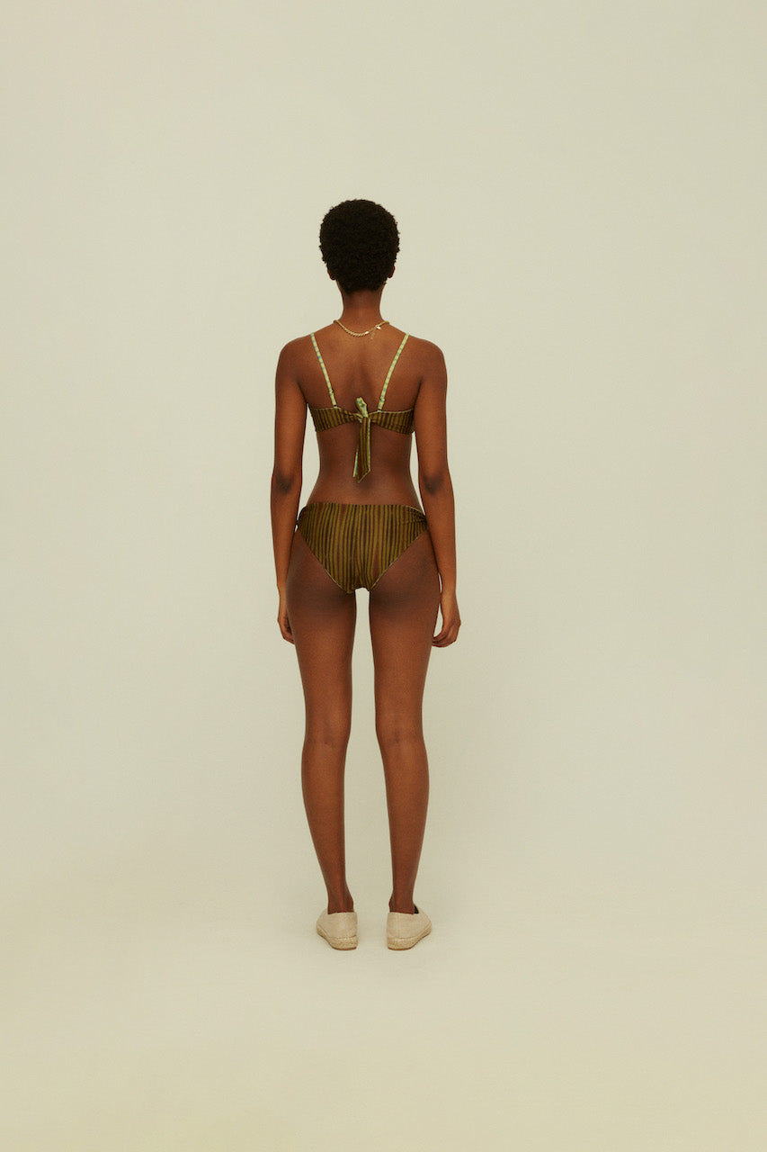 Tree Lines Onda Bikini Bottom