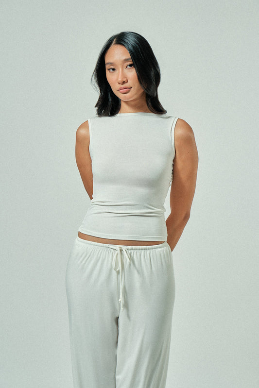 Go-To Boatneck Tank Milk