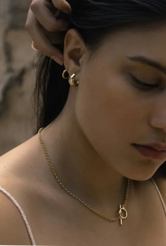 Toggle Necklace Gold