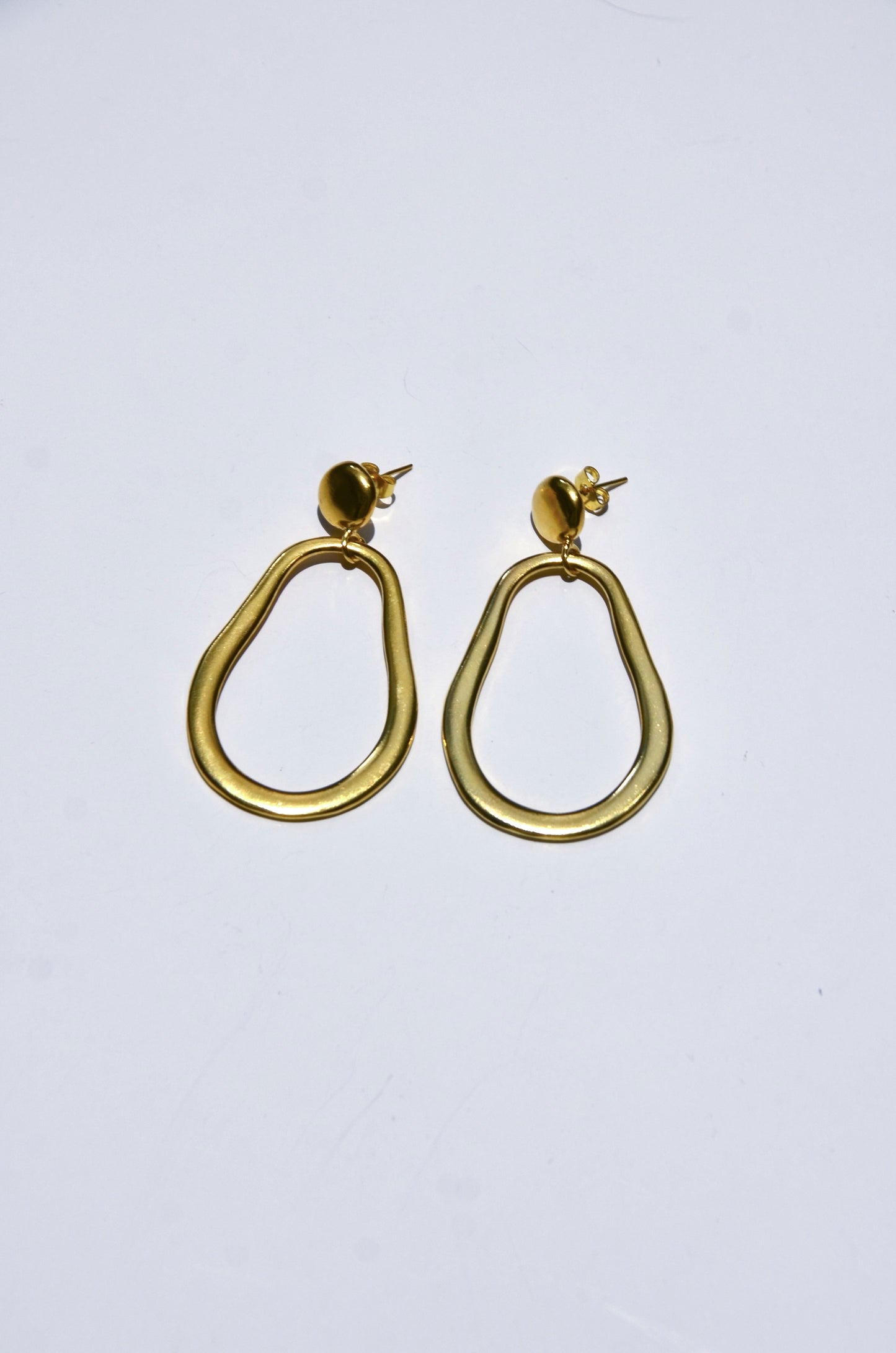 Iris Earrings Gold