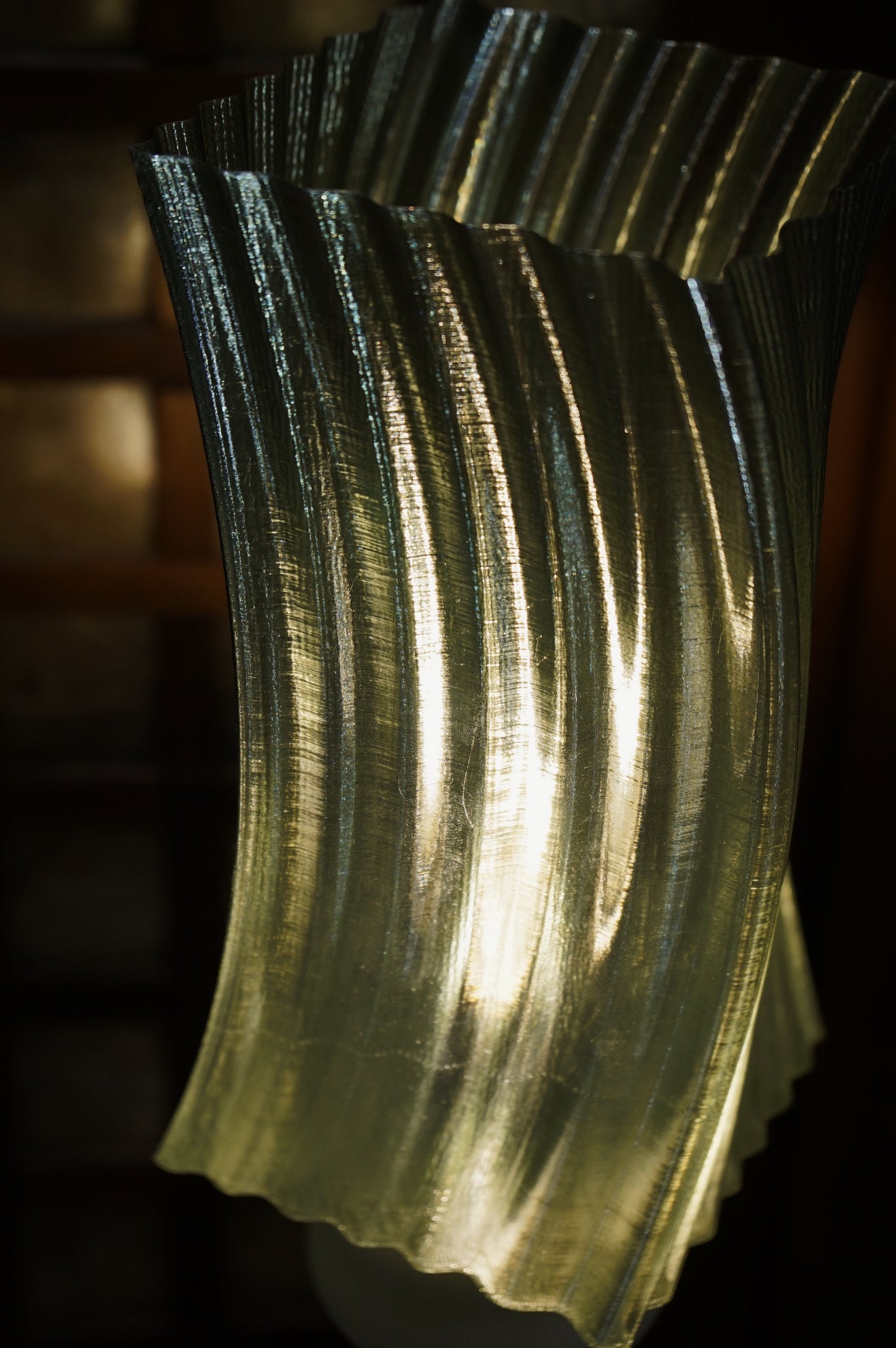 Warped Table Lamp Green Glow