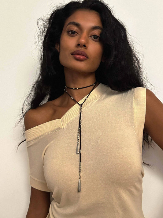 Make A Deal Necklace Black